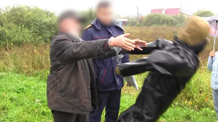 Житель Берёзовского района пытался изнасиловать подругу и утопил её