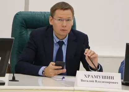 «Это не выход»: Храмушин раскритиковал идею передавать долги за ЖКУ третьим лицам