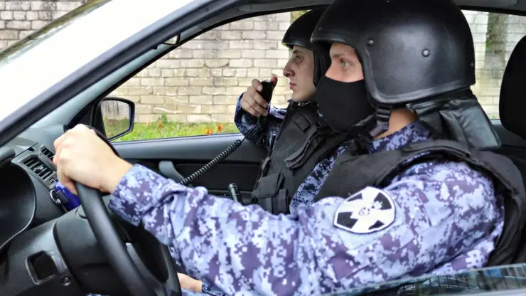 В Красноярске задержали мужчину за попытку кражи 13 кг сыра