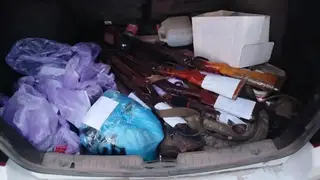 Арсенал с огнестрельным оружием и патронами обнаружили полицейские в доме жителя Красноярского края