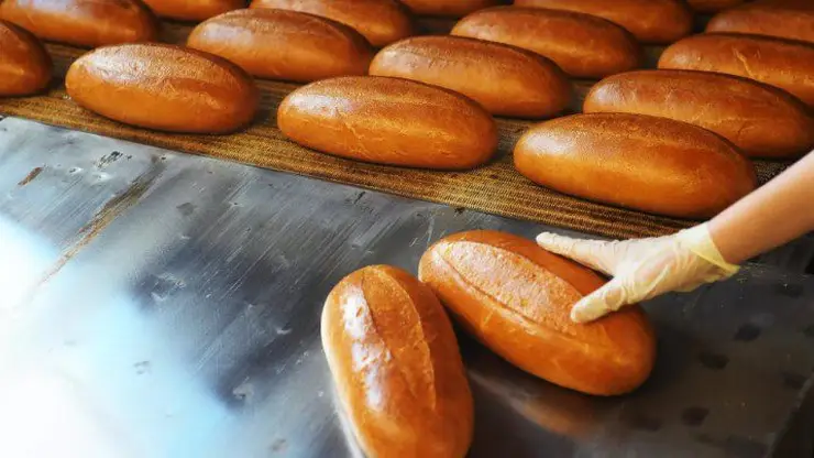 В Красноярском крае изъяли из оборота 80 кг бракованного хлеба