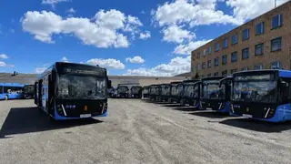 Больше 50 новых автобусов на экологичном топливе вышли на улицы Красноярска Больше 50 новых автобусов на экологичном топливе вышли на улицы Красноярска