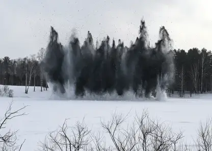 Лед на Томи взорвали специалисты из Красноярска