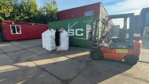 Незаконную перевозку опасного груза по Енисею пресекли в Красноярском крае