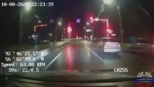 Пьяный водитель протаранил авто ДПС в Красноярске во время погони