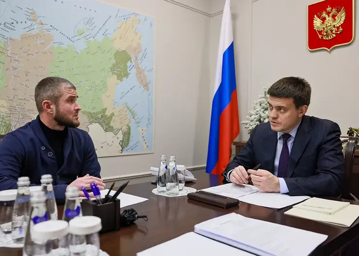 Губернатор Михаил Котюков провёл личный приём жителей Красноярского края