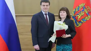 От школьной доски до энергетики: сотрудница Бородинского погрузочно-транспортного управления удостоена высокого государственного звания