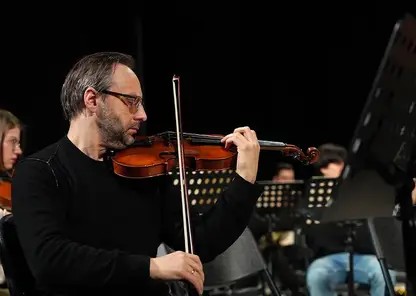 Погружение в музыку эпохи барокко: musicAeterna проведет в Красноярске вторую лабораторию для молодых исполнителей при поддержке «Норникеля»