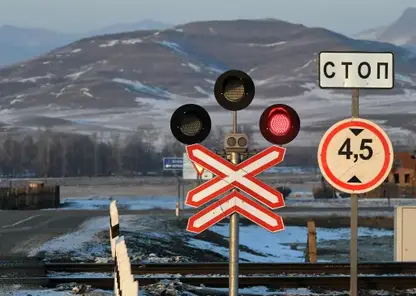 В связи с ремонтными работами будет временно ограничено движение автотранспорта через переезд в Манском районе Красноярского края