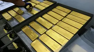 По оценке стратега ВТБ, рынок золота переживает спад