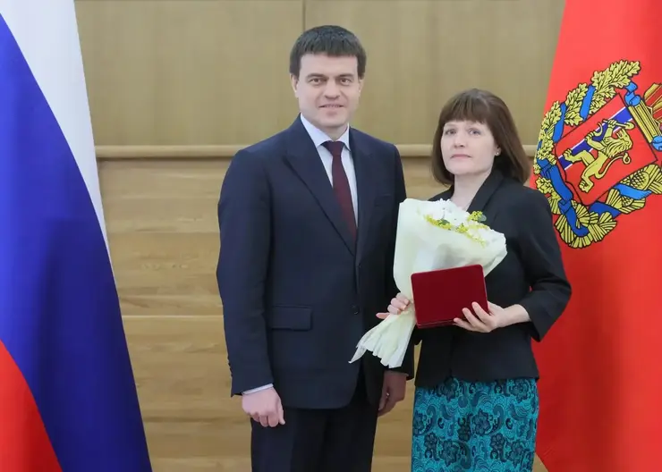 От школьной доски до энергетики: сотрудница Бородинского погрузочно-транспортного управления удостоена высокого государственного звания