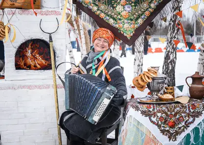 Команда «Радио Сибирь» подготовила программу для гостей Масленицы в Татышев-парке