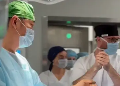 Томские онкологи провели уникальную операцию на щитовидке