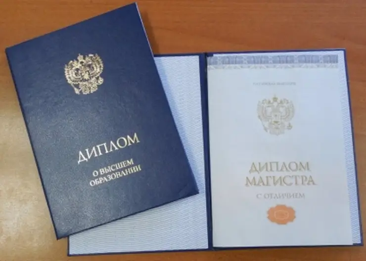 В Томской области бывший замгубернатора подозревается в покупке дипломов о высшем образовании