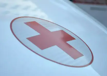 Районным больницам в Якутии передали новые "арктические" машины скорой помощи