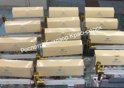 В центре Красноярска торговая точка попалась на продаже поддельных духов