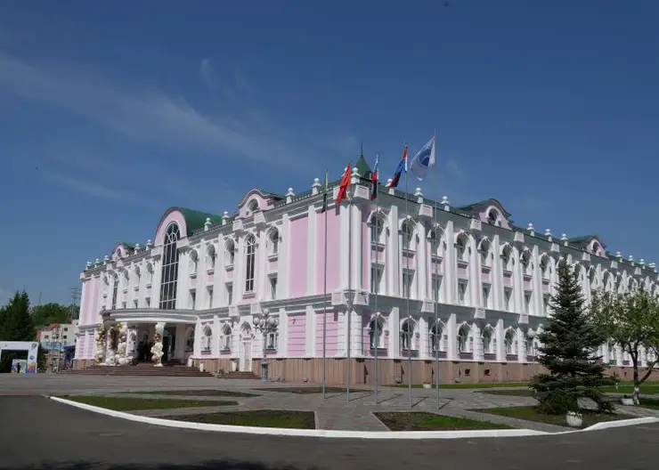 Детский дом им. Х.М. Совмена празднует 20-летие