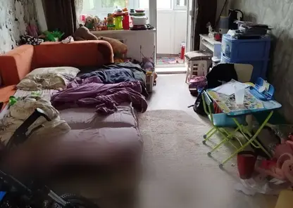 В Хакасии мужчина зарезал сожительницу на глазах у ее детей