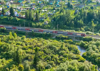 На два дня изменится расписание некоторых пригородных поездов западного направления КрасЖД