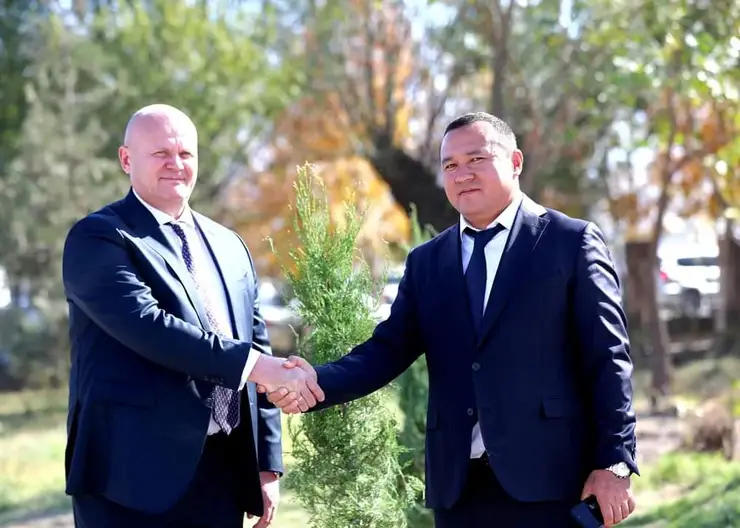 Красноярск и Джалал-Абад стали городами-побратимами