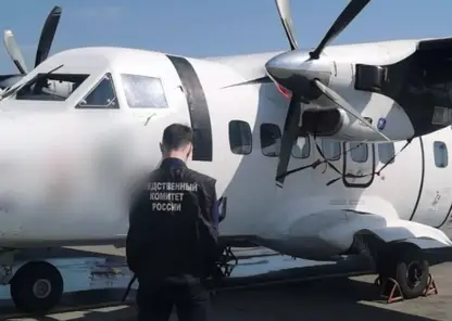 В Хабаровске самолет совершил аварийную посадку из-за технической неисправности