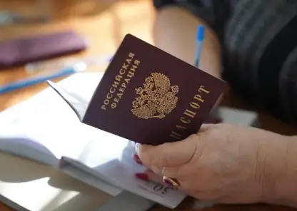 Мать сожгла паспорт дочери и попала под статью в Бурятии