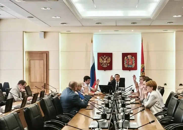 Крайизбирком утвердил порядок распределения эфирного времени и принял ряд решений по выборам