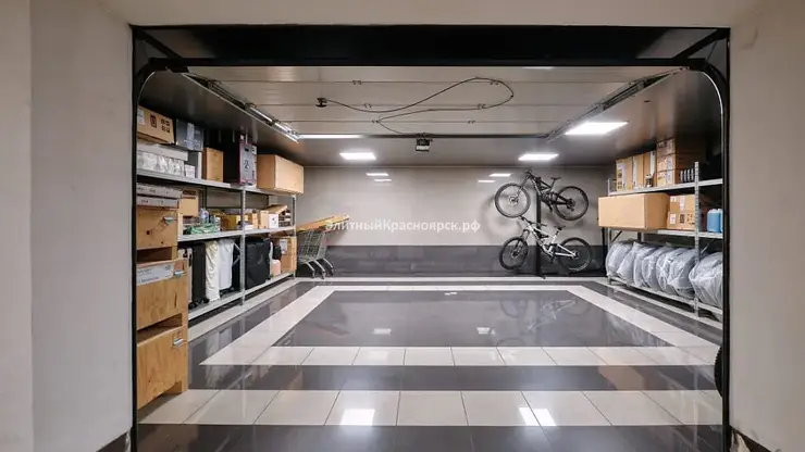 В центре Красноярска продают элитный гараж за 16 млн рублей