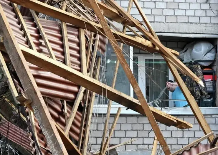 Ураганный ветер в Сибири был обусловлен зоной перепада давления и температур