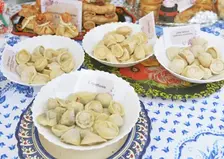 В Красноярском крае проверили пельмени: в восьми образцах нашли сальмонеллу и фрагменты слюнных желез