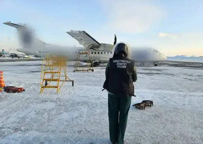 Самолет рейсом Иркутск - Бодайбо прервал взлет из-за технической неисправности