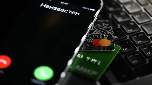 Мошенники маскируют звонки под индийские номера: эксперты предупредили россиян