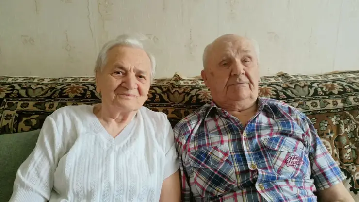 70 супружеских пар в Красноярском крае наградили за крепкие семейные союзы