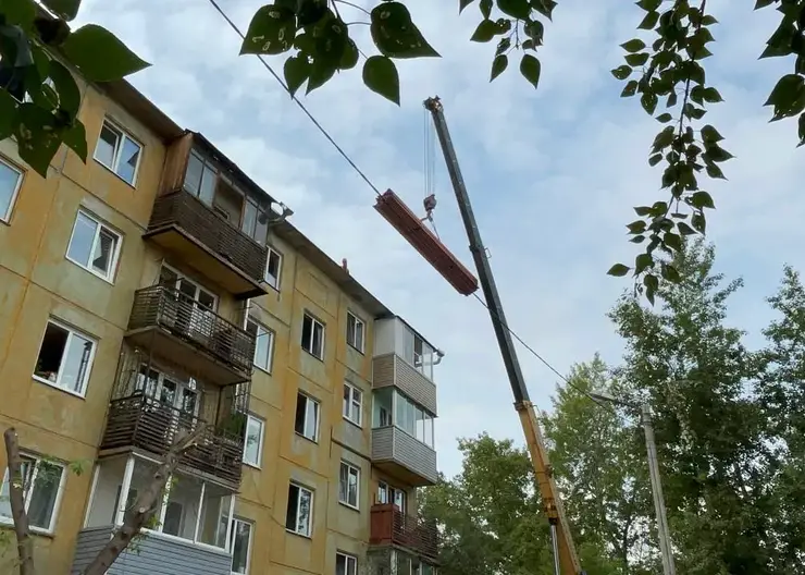 Администрация Красноярска выделяет 15 млн рублей на восстановление крыши дома по переулку Маяковского