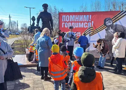 В Красноярске памятник герою вернулся на улицу Водянникова