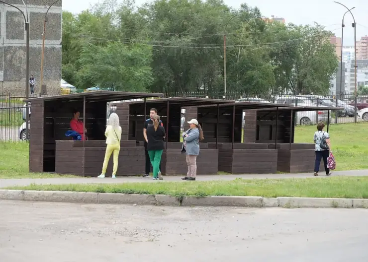 В Солнечном Красноярска установили уличные торговые прилавки