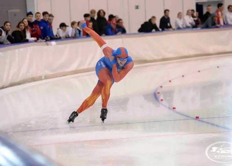 Красноярский конькобежец Виктор Муштаков выиграл серебряную медаль Кубка России