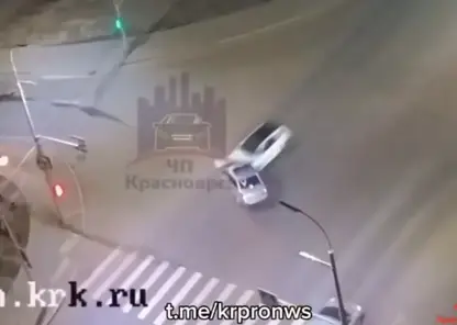 2,5 года колонии получил красноярец, по вине которого в ДТП погиб сотрудник Росгвардии (видео)