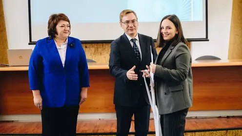 Стипендиальная программа для талантливых студентов, которую реализуют Эн+ и РУСАЛ, запускается в пятый раз