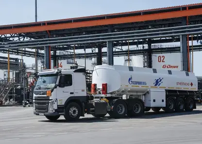 «Газпром нефть» увеличила поставки моторного топлива для северных регионов страны