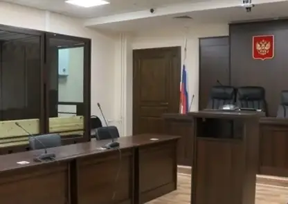 Замдиректора иркутской школы осудили за мошенничество