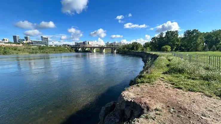 В Красноярске ищут подрядчика для укрепления берега на острове Татышев за 80 млн рублей