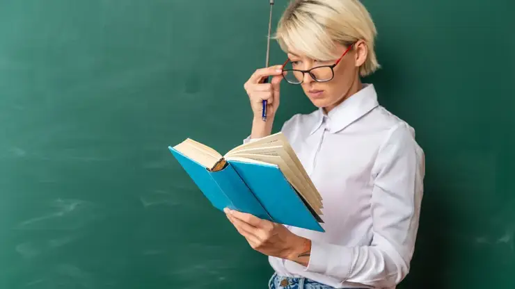 «Закроет кадровый дефицит»: в Красноярском педуниверситете прокомментировали идею обязательной отработки для выпускников