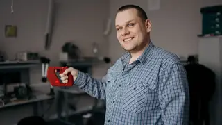 Сибирские ученые создали устройство для незрячих, которое видит препятствия на расстоянии и работает в любую погоду