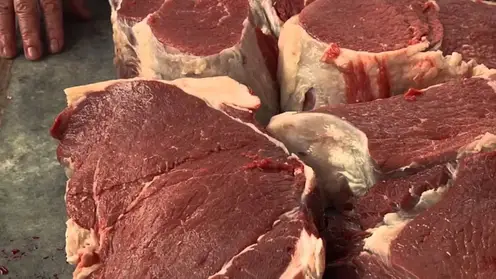 Россельхознадзор выявил незаконную торговлю мясом из багажников в Красноярске