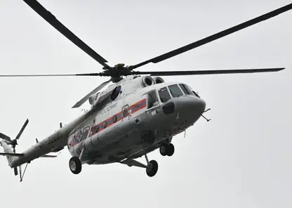 Мужчина, почти неделю дрейфовавший на бочке в Охотском море, погиб