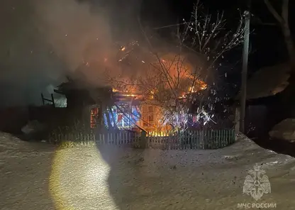 Мужчина погиб при пожаре в Уяре в Красноярском крае