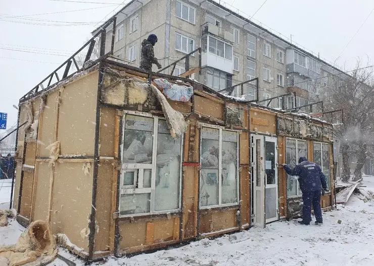 Около 300 незаконных объектов демонтировали в Ленинском районе Красноярска в этом году