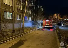 Пять человек, включая двоих детей, пострадали во время пожара в Красноярске