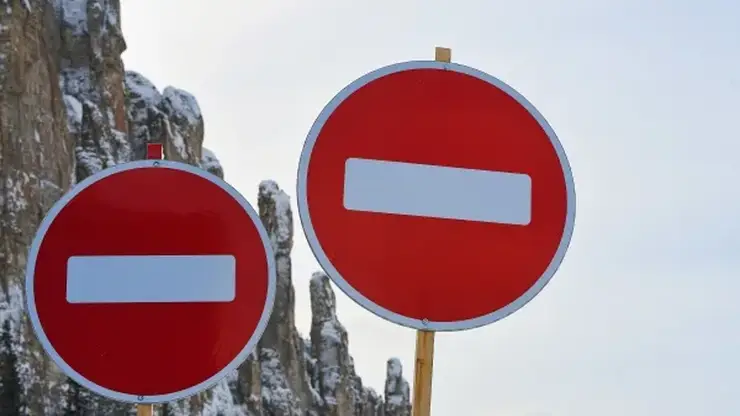 В Новосибирской области из-за паводка полностью закрыли движение на трассе в Купинском районе
